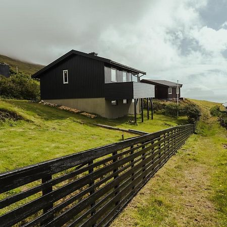 Cozy 2-Bedroom House With A Fantastic View Leynar Экстерьер фото