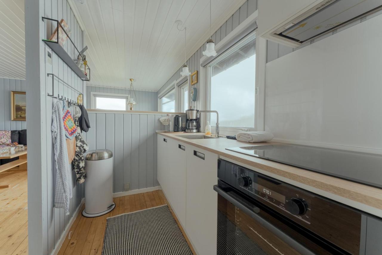 Cozy 2-Bedroom House With A Fantastic View Leynar Экстерьер фото